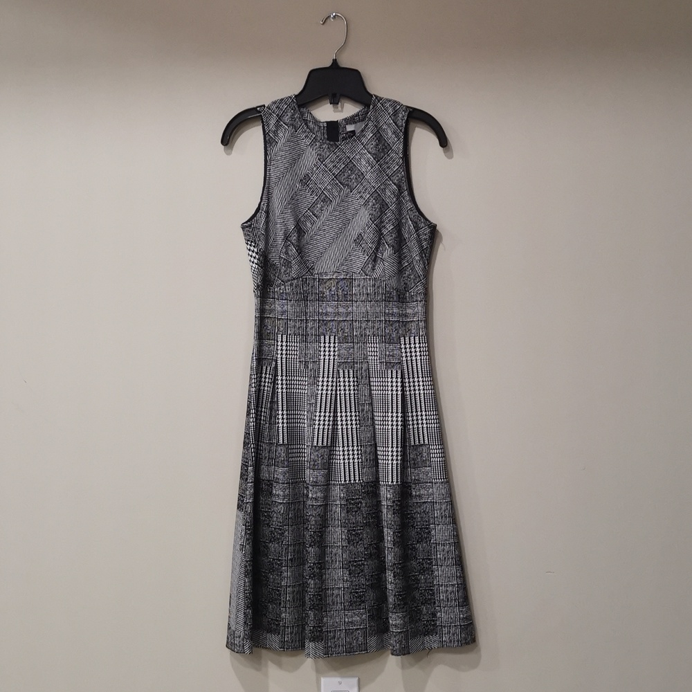 H&M | Sleeveless A-Line Dress